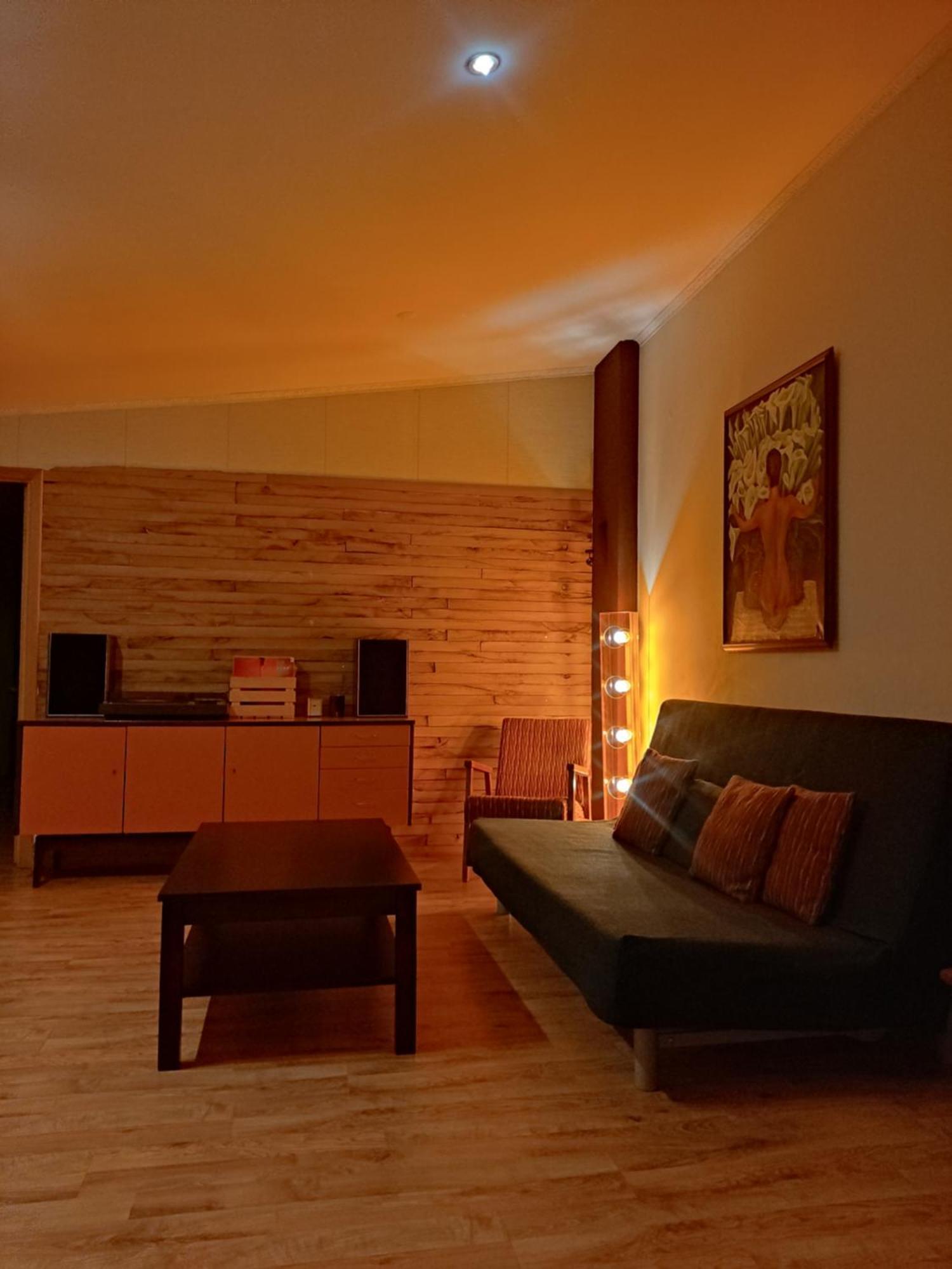 Zalais Namins Apartment Ventspils Exterior photo